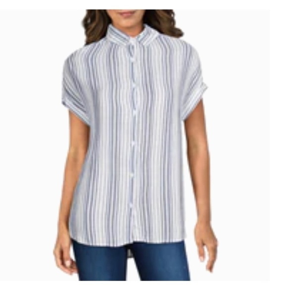 Beachlunchlounge Button Down Shirt - Picture 1 of 6